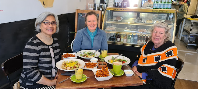 Comentarii opinii despre The Hooting Owl Coffee House