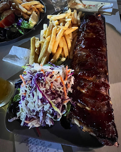 Comentarii opinii despre Dog and Parrot Tavern