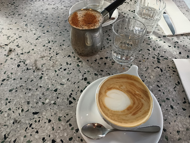 7 Cochranes Rd, Moorabbin VIC 3189