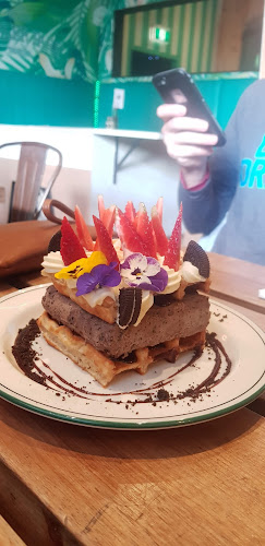 Grand Trailer Park Taverna - Hospitality and gastronomy