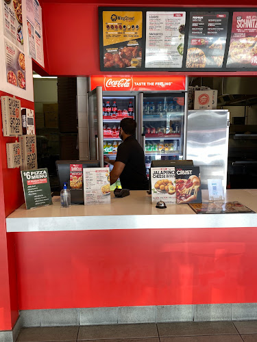 Opinii despre Pizza Hut în Belmont - Hospitality and gastronomy