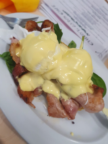 Cheryl-Lyn's Cafe - Hospitality and gastronomy