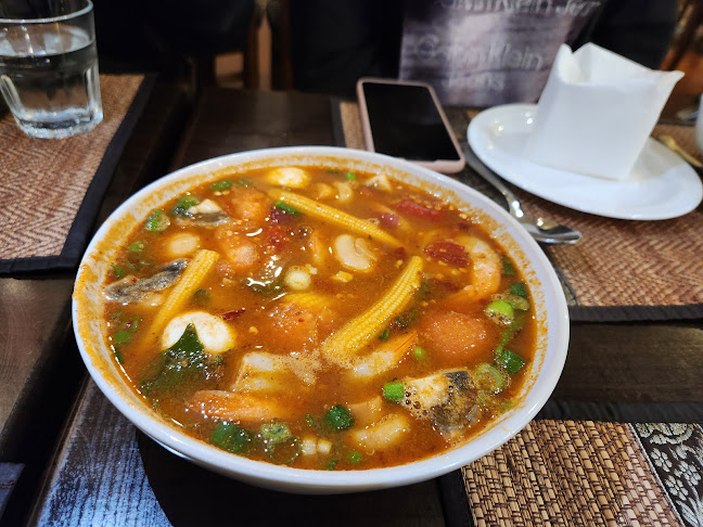 Muang Thong - Golden City Thai Restaurant - Bendigo