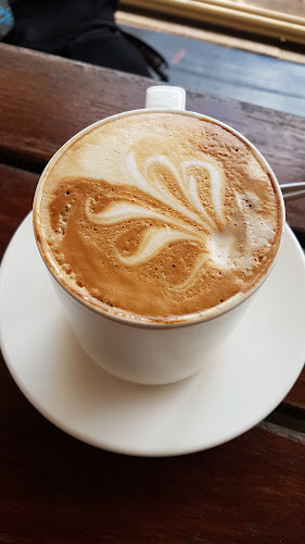 Opinii despre The Chocolate Cottage în Highfields - Hospitality and gastronomy