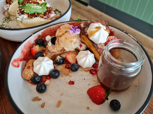 Unit 2/64 Wollongong St, Fyshwick ACT 2609