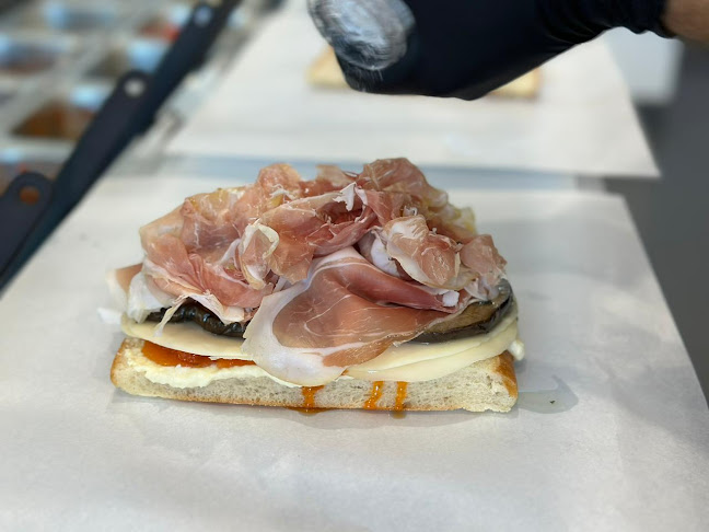 Deli & Dine - Hospitality and gastronomy