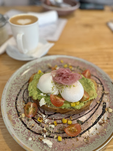 26 Myer St, Lakes Entrance VIC 3909