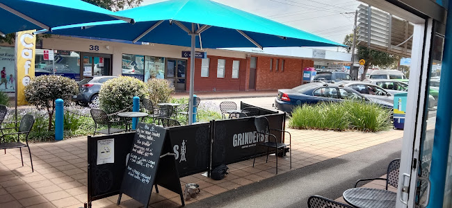 Blu-J's Cafe Toukley