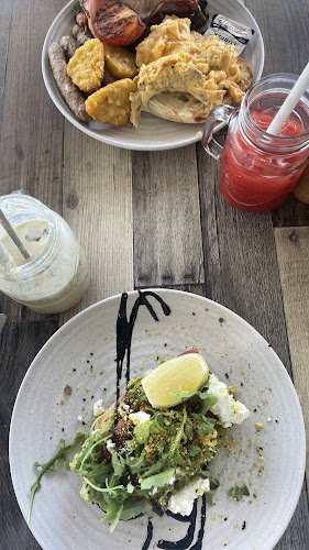Opinii despre Haig St Cafe & Restaurant Kirra în Coolangatta - Hospitality and gastronomy