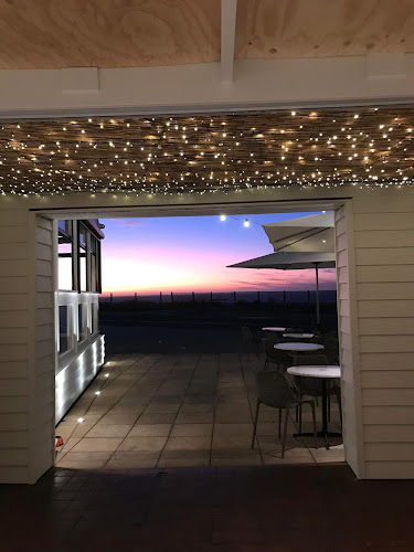 Breeze Cafe & Bar - Hospitality and gastronomy