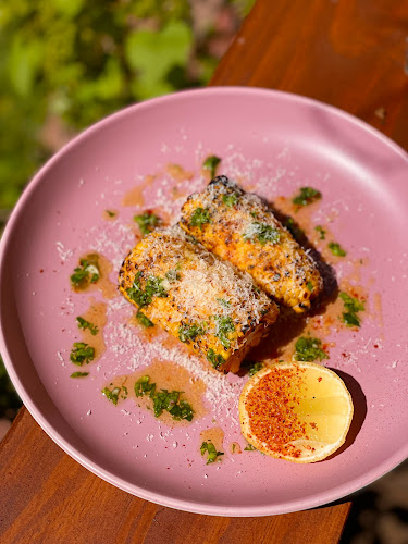 Comentarii opinii despre Peachy's Bar