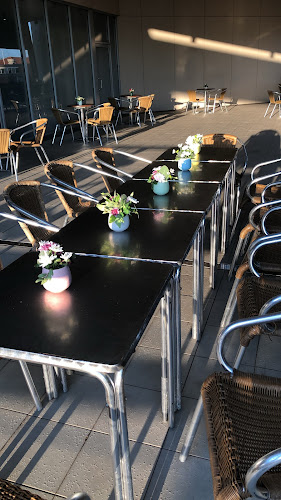 Comentarii opinii despre Peeches Coffee Lounge