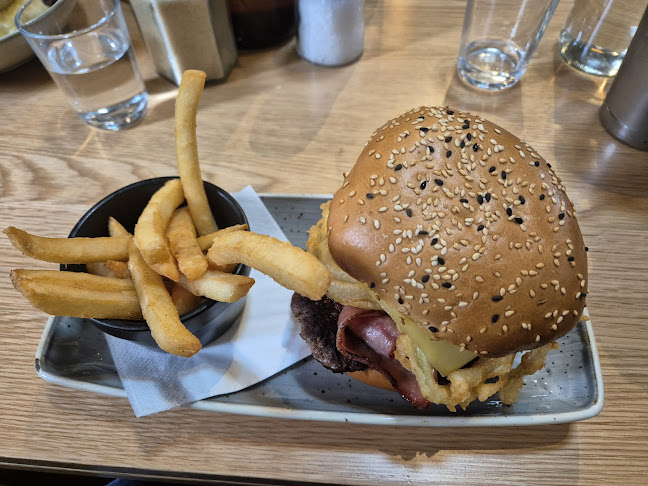 The Lithgow Tin Shed - Hospitality and gastronomy