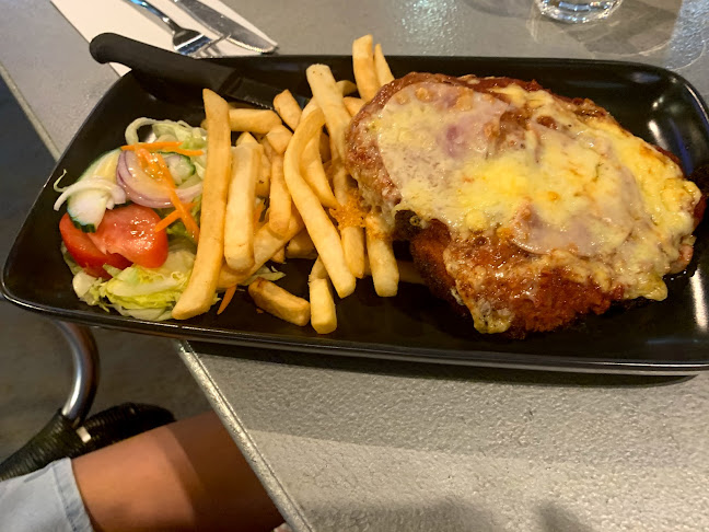 143 Bruce Hwy, Edmonton QLD 4869