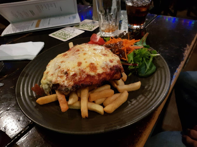 Durty Nelly's Irish Pub