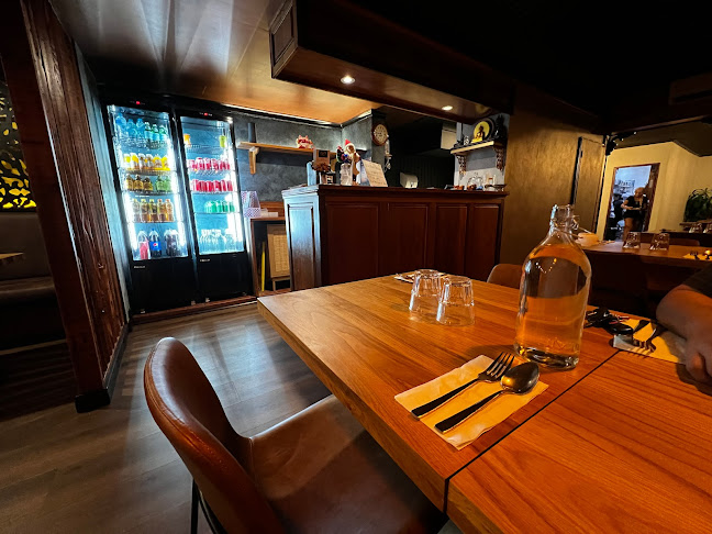 92 Chilli Basil Thai Restaurant - Hospitality and gastronomy