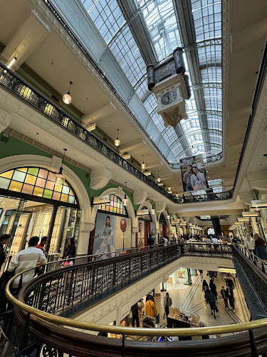 Opinii despre Metropole Cafe în Sydney - Hospitality and gastronomy