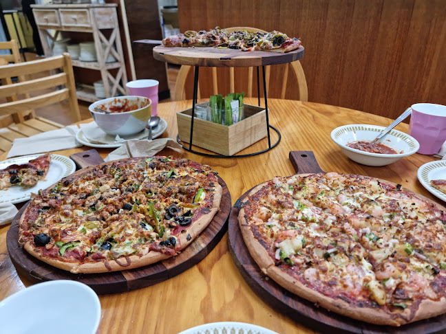 Warburton Village Pizza Cafe - Hospitality and gastronomy