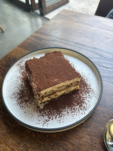 Bungalow Neighbourhood Social - Hospitality and gastronomy