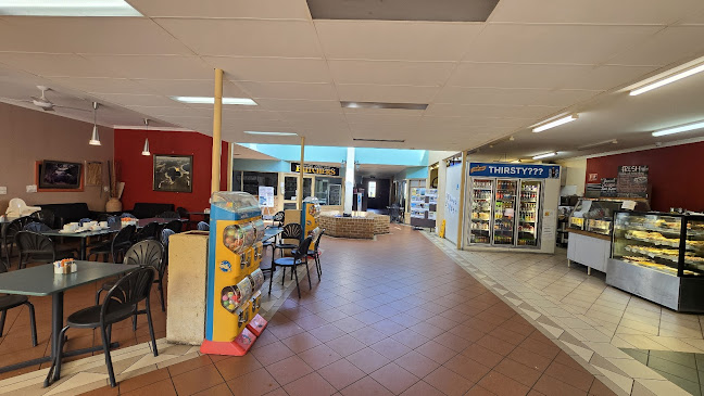 Golden Wattle Bakery - Hospitality and gastronomy