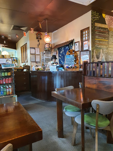 500 Lake St, Cairns City QLD 4870