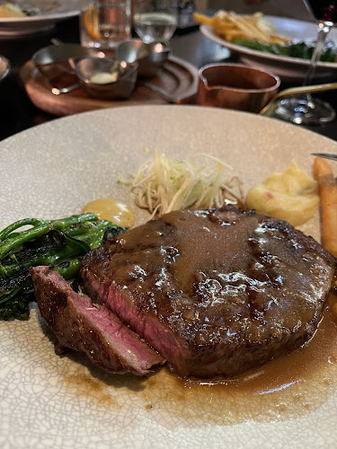 BLACK Bar & Grill - Pyrmont