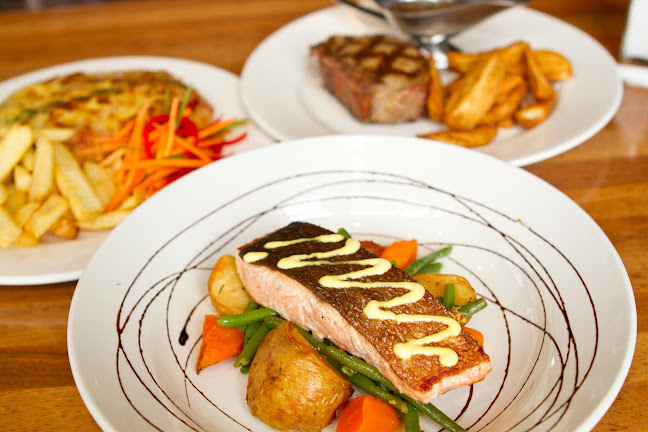 Grand Junction Hotel - Hospitality and gastronomy