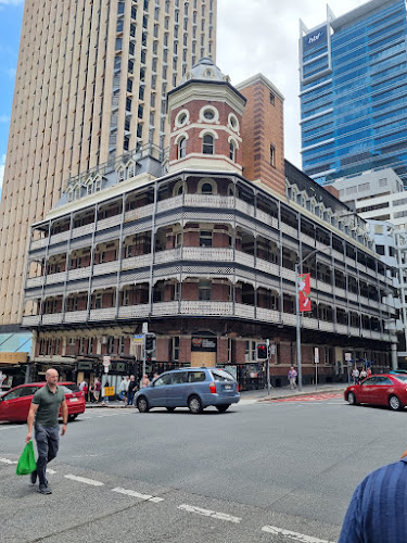 Comentarii opinii despre Henry's on Ann