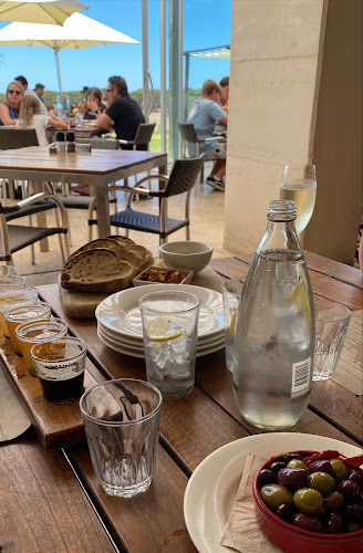 252 Eagle Bay Rd, Eagle Bay WA 6281