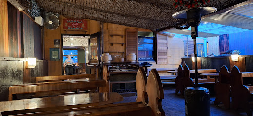 The Lass O'Gowrie Hotel