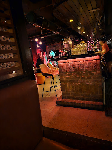 Comentarii opinii despre Blackbird bar