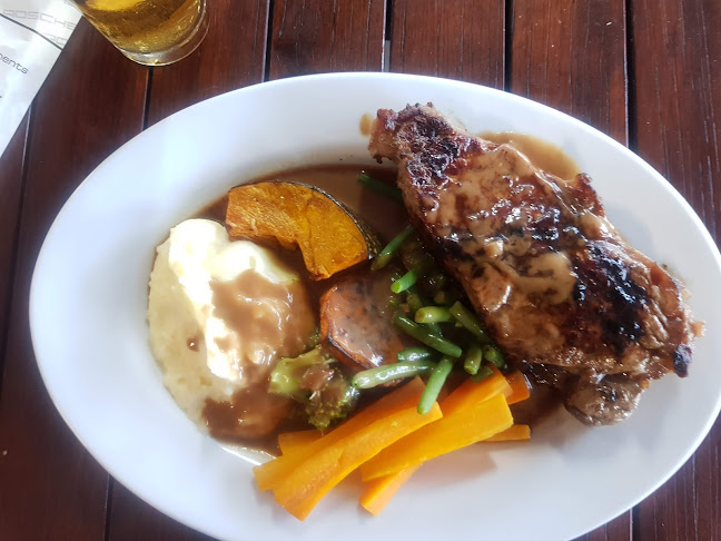 Willawarrin Hotel - Hospitality and gastronomy