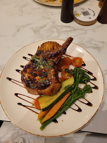 Camp Hill Hotel - Hospitality and gastronomy