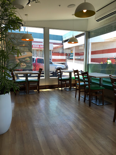 Opinii despre MOS BURGER în Sunnybank - Hospitality and gastronomy