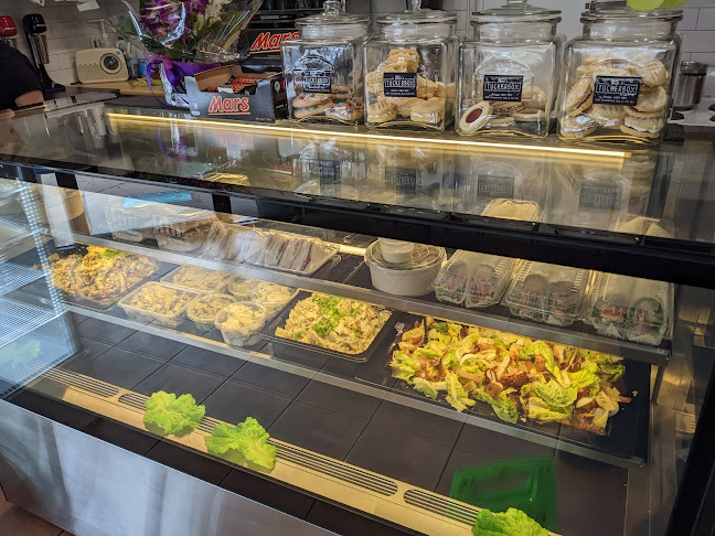 92 Stradbroke Ave, Swan Hill VIC 3585