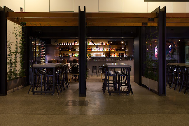 Comentarii opinii despre Lightbox Espresso & Wine Bar