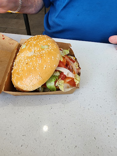 Opinii despre Hungry Jack's Burgers Waurn Ponds în Grovedale - Hospitality and gastronomy