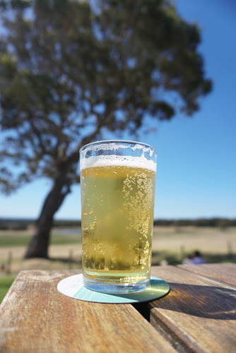 Comentarii opinii despre Eagle Bay Brewing Co