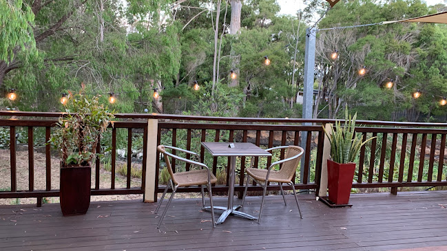 Willow Grill - Hospitality and gastronomy