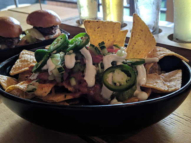 Opinii despre Henley's Bar & Kitchen în Sydney - Hospitality and gastronomy