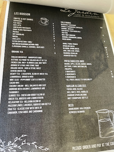 Le Jardin Cafe Restaurant - Main Beach