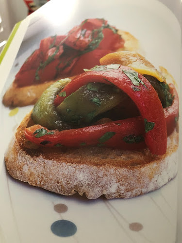 La Carta Art Gallery Cafe - Hospitality and gastronomy