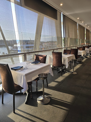 Manjits Wharf - Hospitality and gastronomy