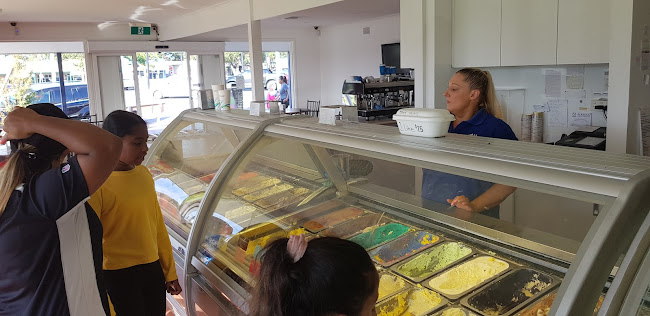 Tooradin Icecream Shop
