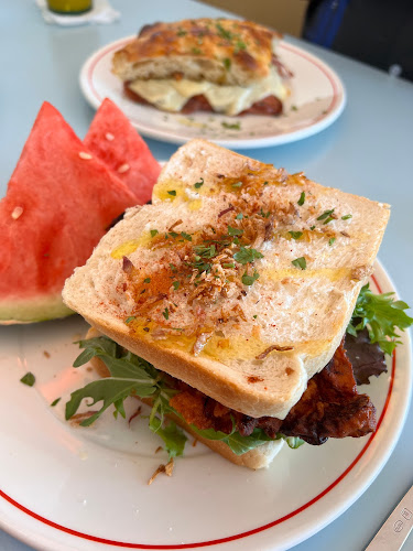 Satchmo Café - Hospitality and gastronomy