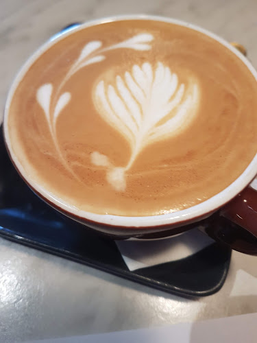 Two Fingers Bar - Hospitality and gastronomy