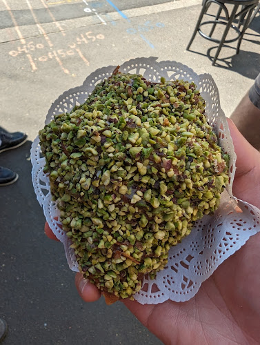 Lode Pies & Pastries Surry Hills - Hospitality and gastronomy