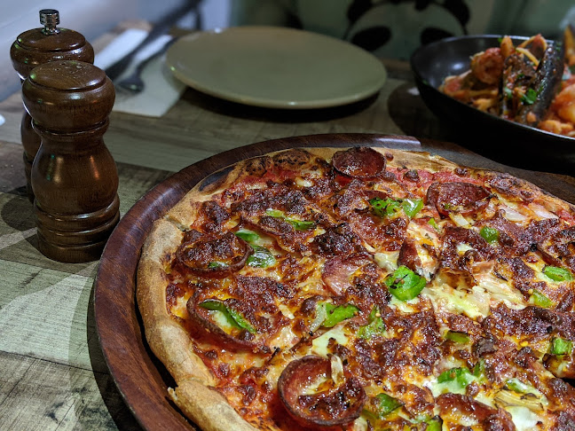 Lipari Pizza Bar - Hunters Hill