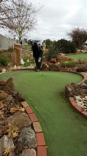 Toy's Garden Restaurant - Horsham