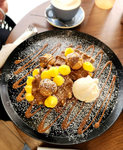 Profiterole Patisserie Mays Hill - Hospitality and gastronomy